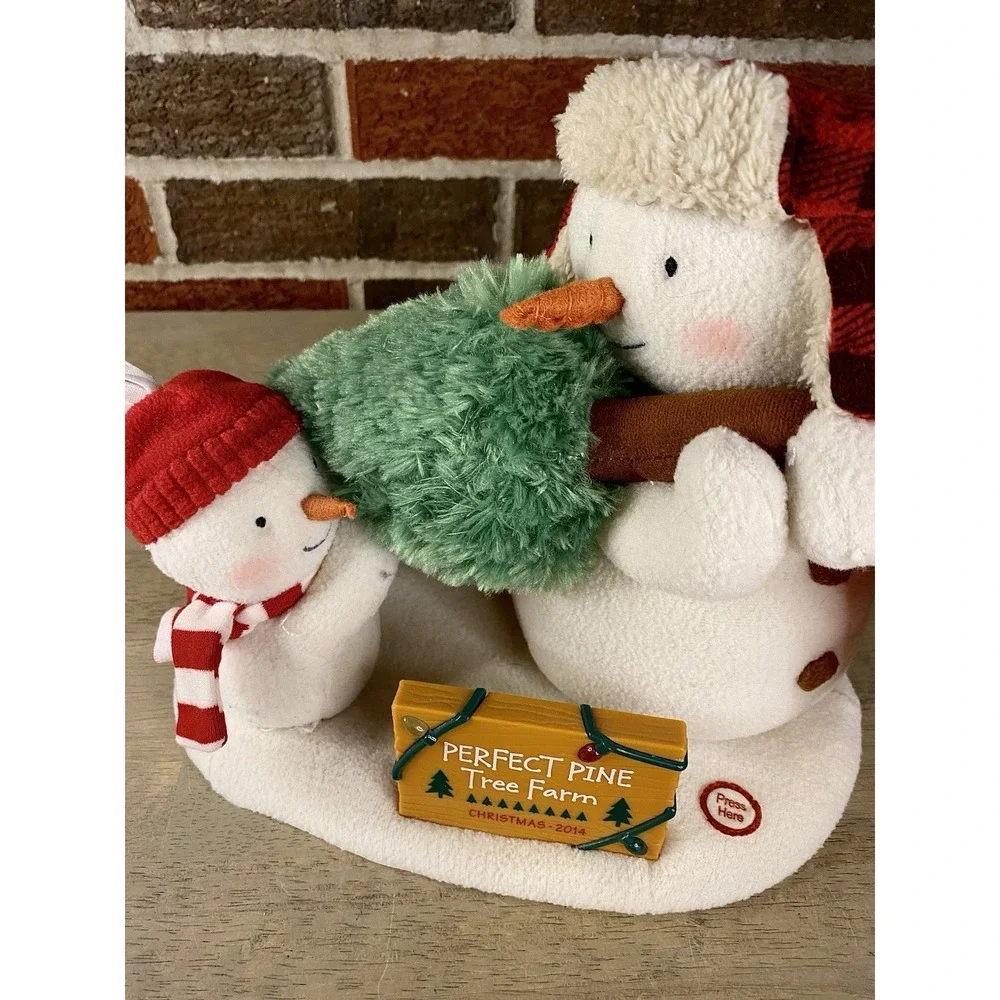 Hallmark 2014‎ Jingle Pals Perfect Pine Tree Farm Plush Animated Snowmen